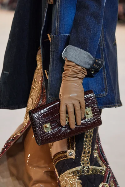 Look 123